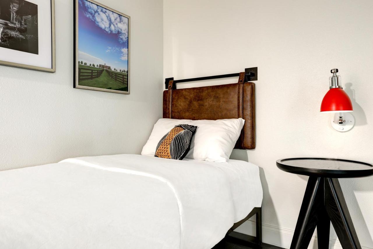 Elwood Hotel & Suites Lexington Eksteriør bilde